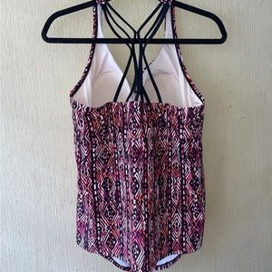 Ava & Viv Womens Plus Tankini Swim Top 16 red blAck strappy